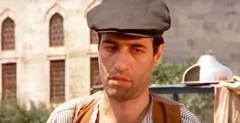 Kemal Sunal Kimdir? | Nereli? Boyu ve Kilosu, Kaç Yaşında? Hayatı