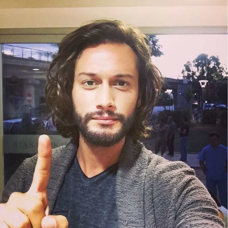 Burak Serdar Şanal kimdir? Sevgilisi var mı? Dizileri