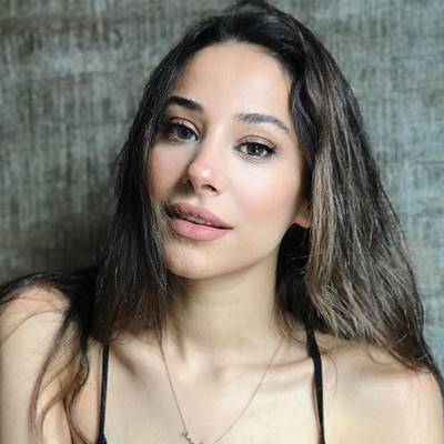 Sara Uluçay estetiksiz