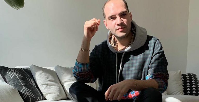 Rutkay Öziş kimdir?