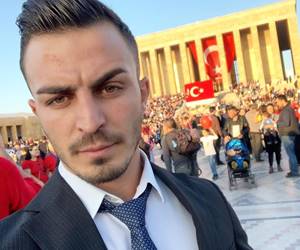 Fester Abdü kimdir, kaç yaşında, nereli, boyu, kilosu, kardeşleri, sevgilisi